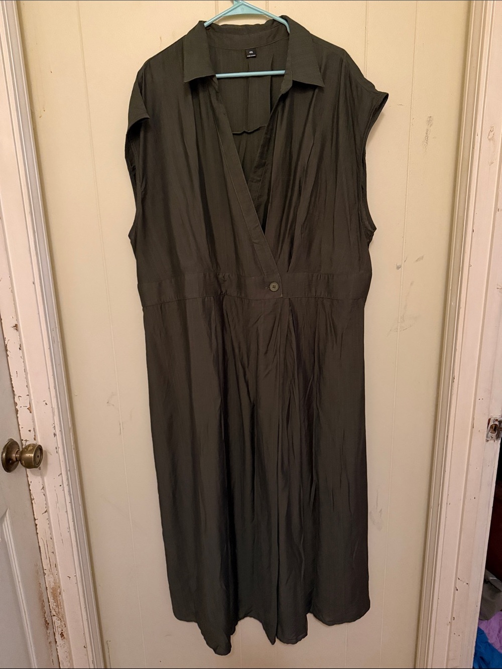SHEIN Olive Green Sleeveless Collared Midi Dress